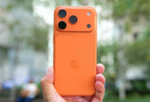 iPhone 17 Pro Laranja Cósmico: o novo topo de linha da Apple com design e desempenho impressionantes.